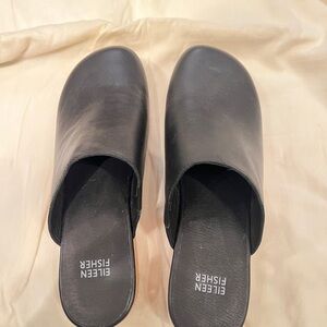Eileen Fisher Smooth Leather Black Slip-On Shoes size 8 NWT